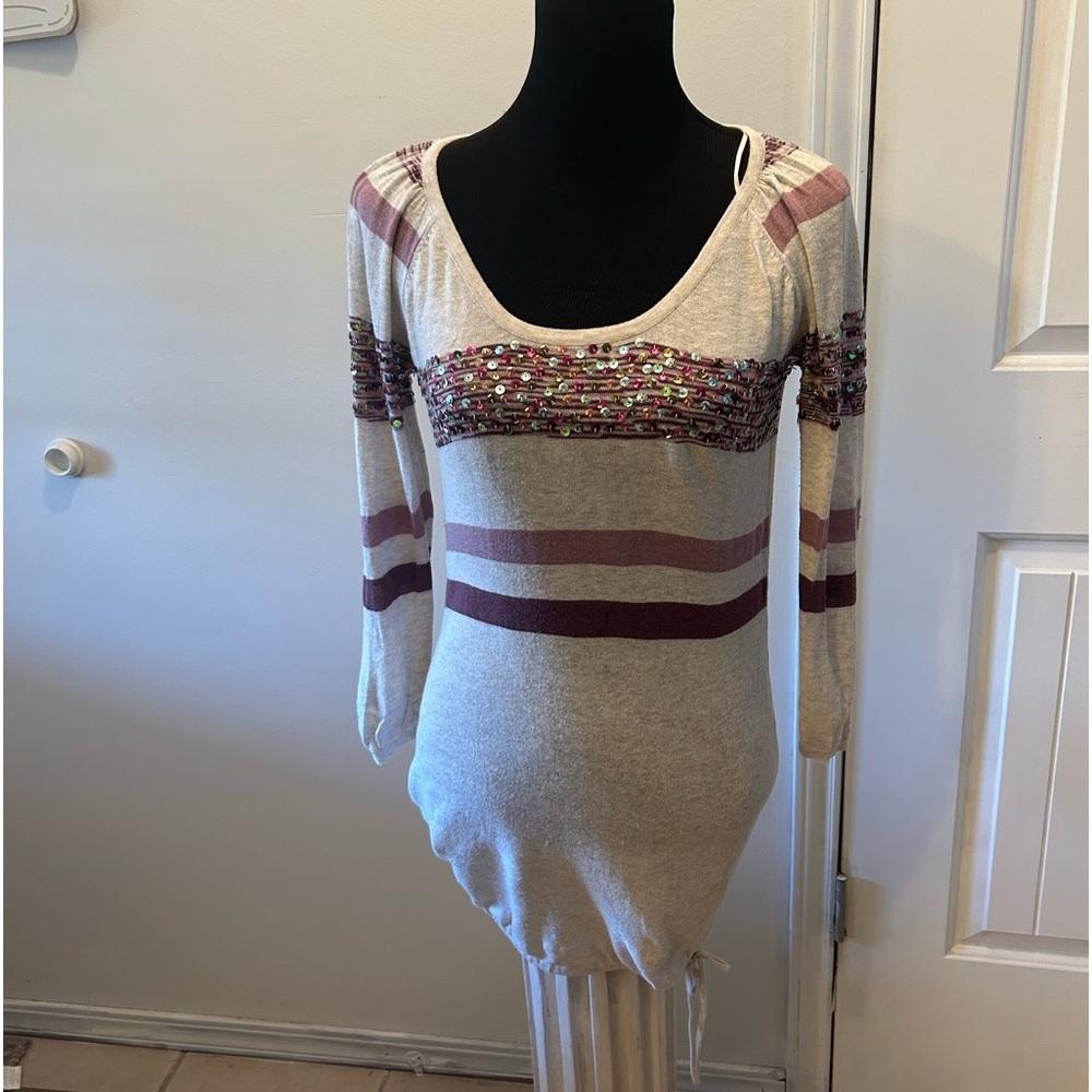 pAmerican rag sequins women’s long sleeve sweater. Size S